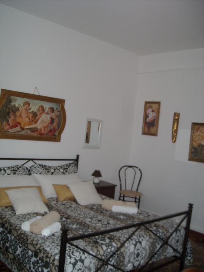 Giovannixxlll B&B Катанія Екстер'єр фото